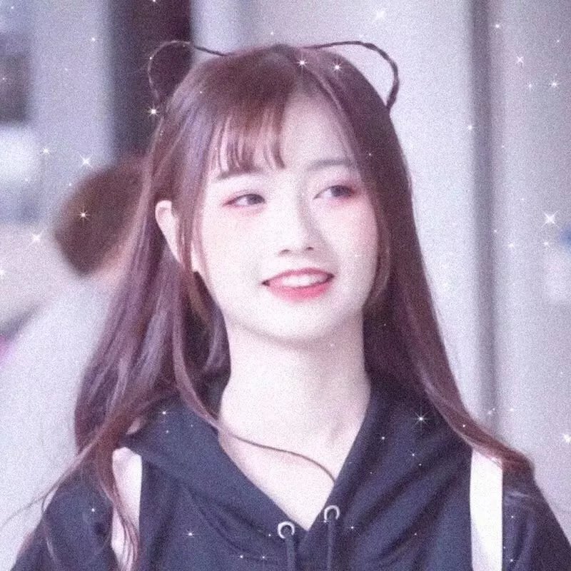 三个月亮